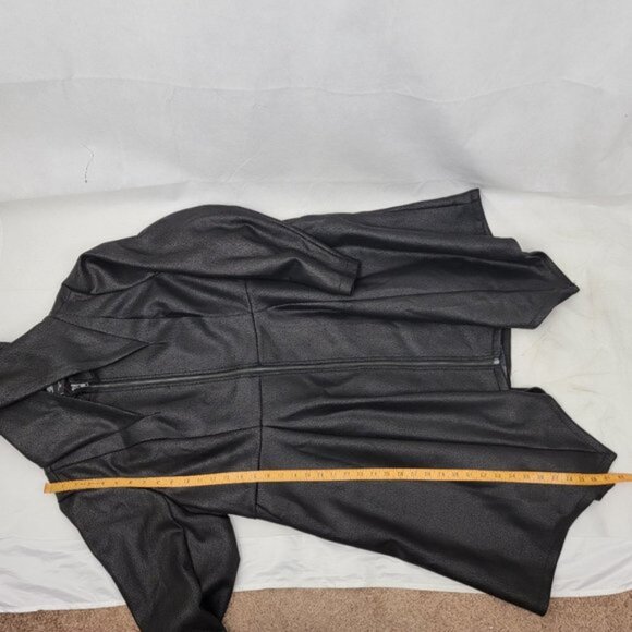 TORRID 3 Her Universe Star Wars Episode 9 Kylo Ren Black Faux Suede Hooded Coat - Picture 14 of 16